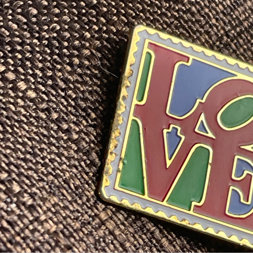 ⭐️FREE WITH PURCHASE⭐️ Stamp Pin - Picture 3 of 4
